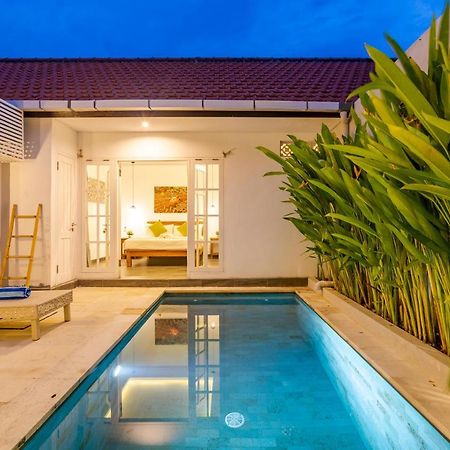 Casa Nisa Seminyak Villa Exterior photo